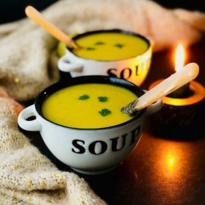 Two bowls of Mulligatawny soup 